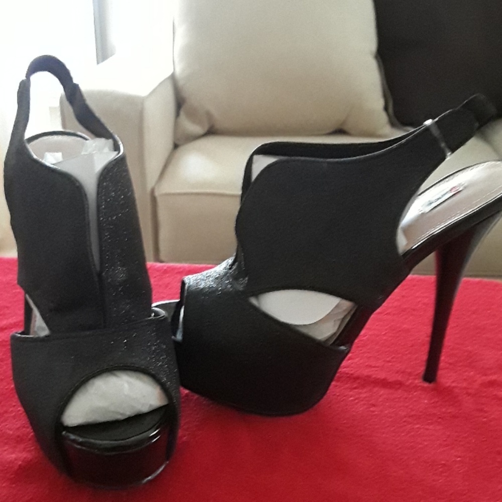 👠NO OFFERS FINAL PRICE👠Olsenboye Shoe